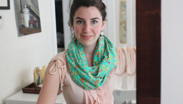 A giveaway of a beautiful nursing scarf!